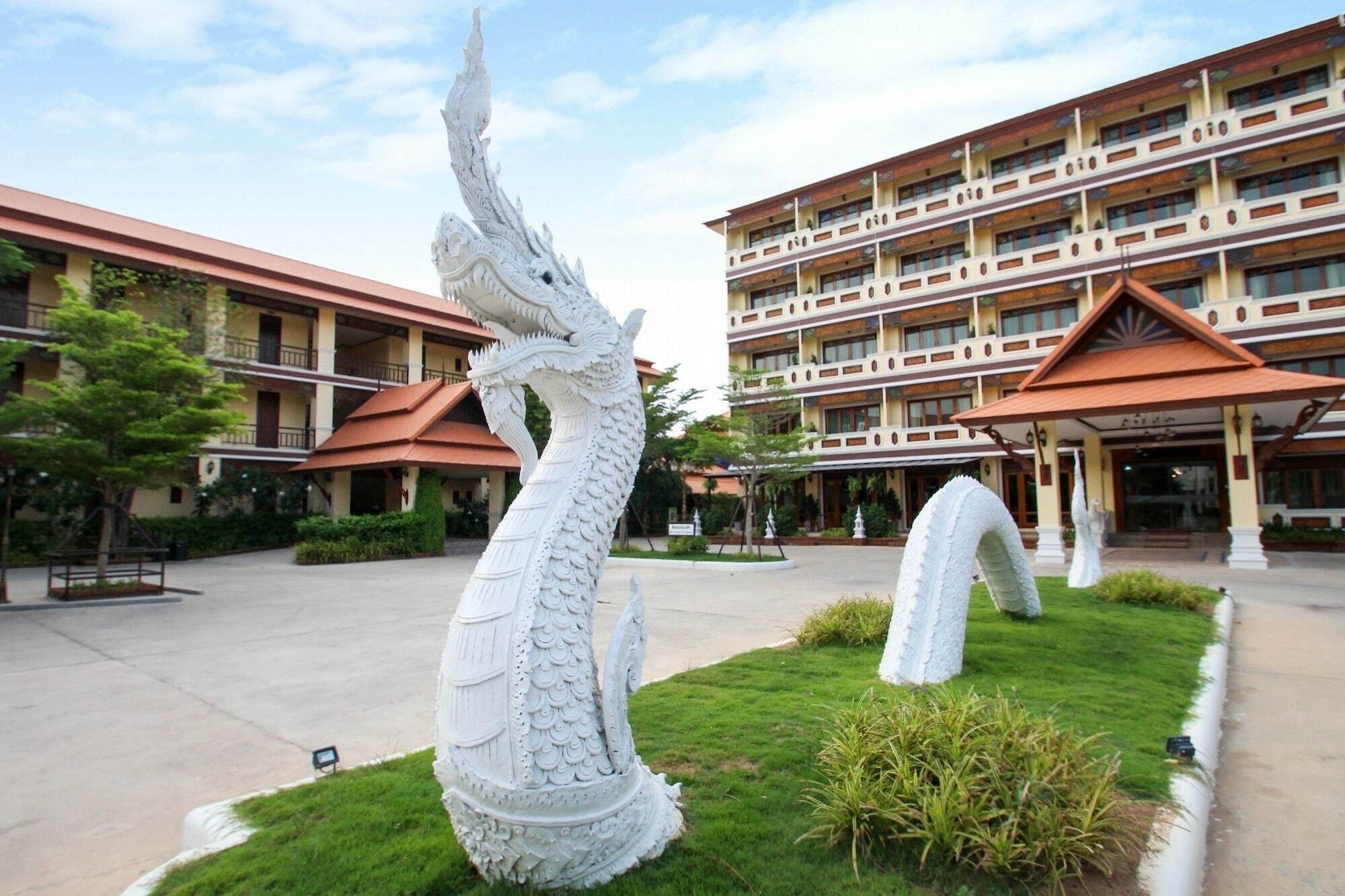 โรงแรม ไอ บูทีค ปลวกแดง ภายนอก รูปภาพ