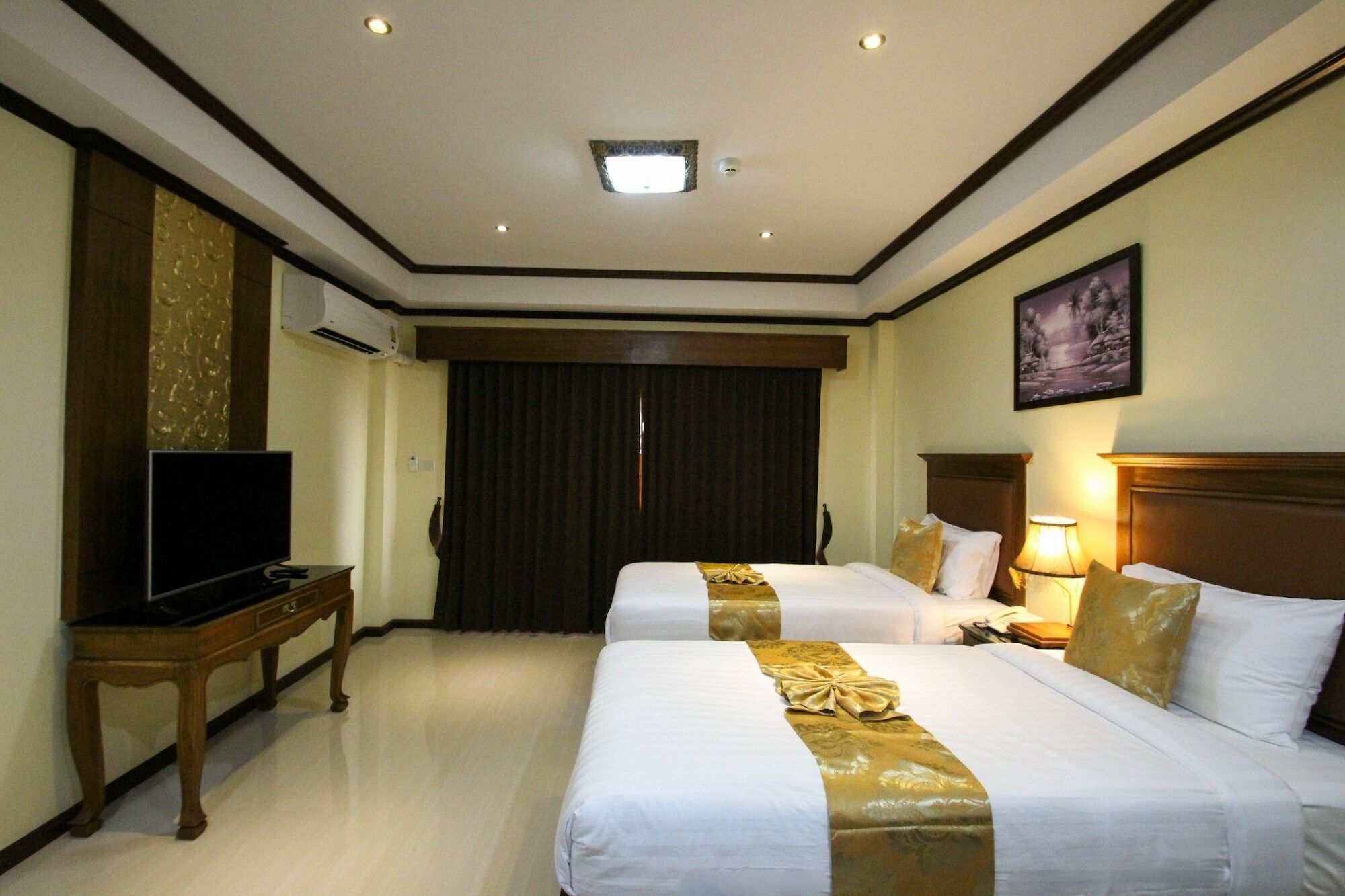 โรงแรม ไอ บูทีค ปลวกแดง ภายนอก รูปภาพ